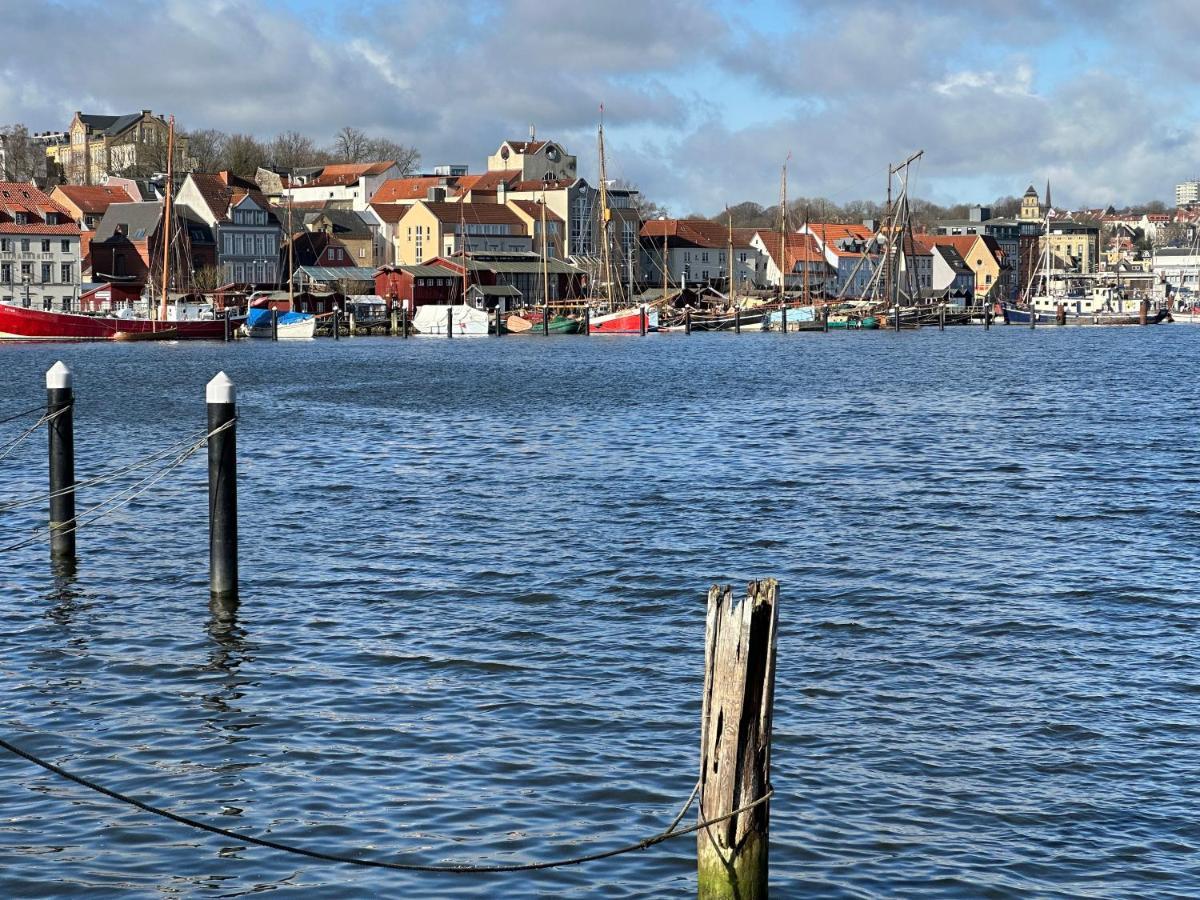 Weitblick - Mit Strandkorb, Mehr Meer Geht Nicht Gluecksburg Exterior photo
